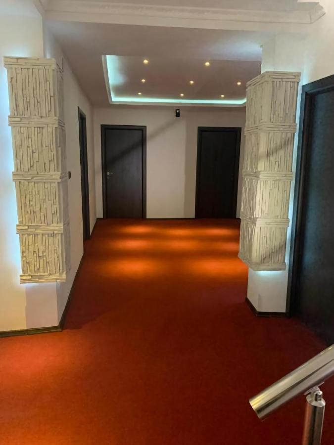 Voluntari Karra Hotels מראה חיצוני תמונה