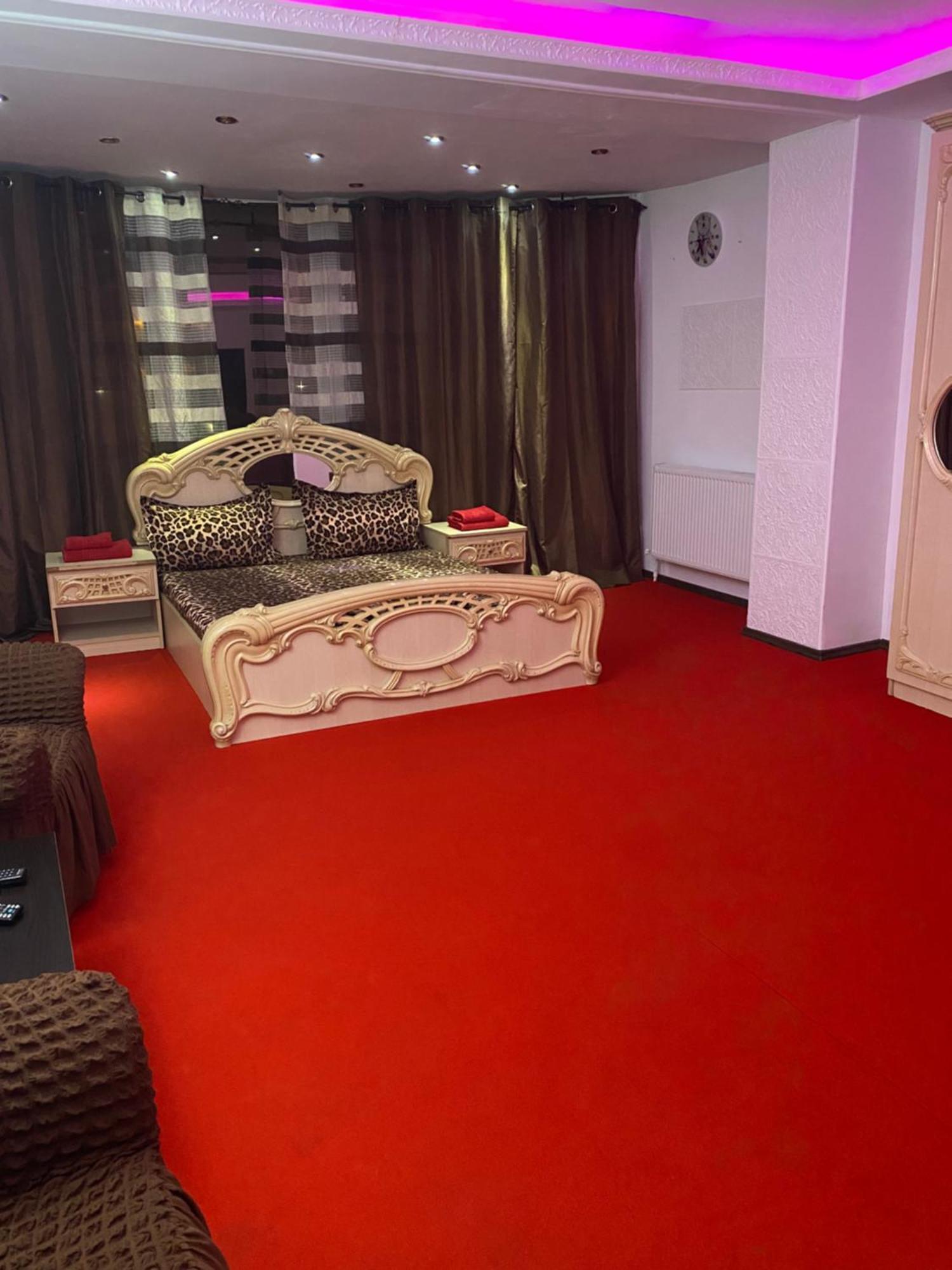 Voluntari Karra Hotels מראה חיצוני תמונה